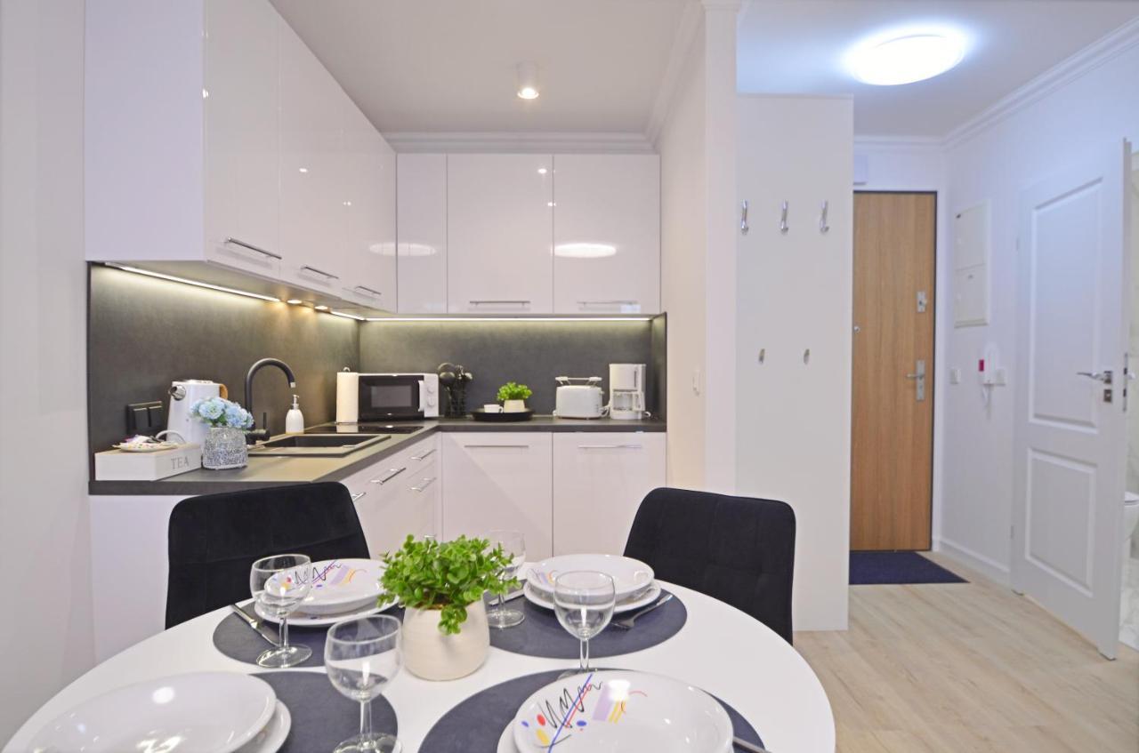 Apartamenty Bryza - Osiedle Sun Towers 38-39, Parking W Garazu Świnoujście Extérieur photo